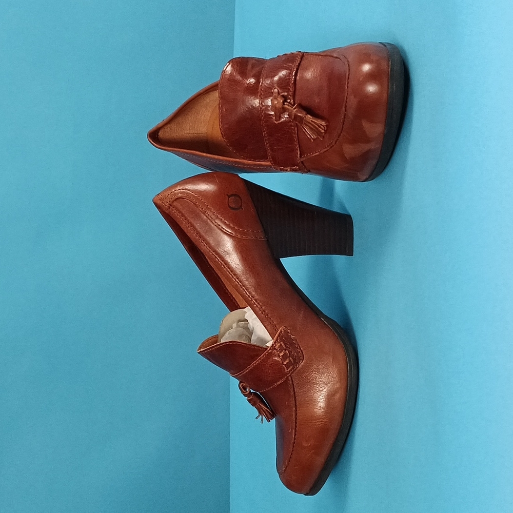 BORN Brown Womens Shoes